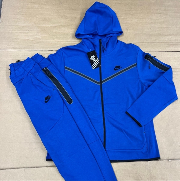 New Men's Nike Tech jogger Sweatsuit Size L - Picture 1 of 2
